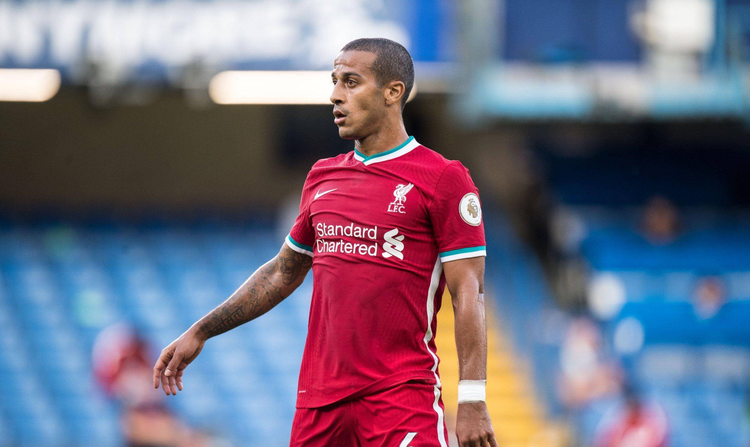 爱游戏注册-利物浦惜败，球员发誓下个赛季冲冠的简单介绍