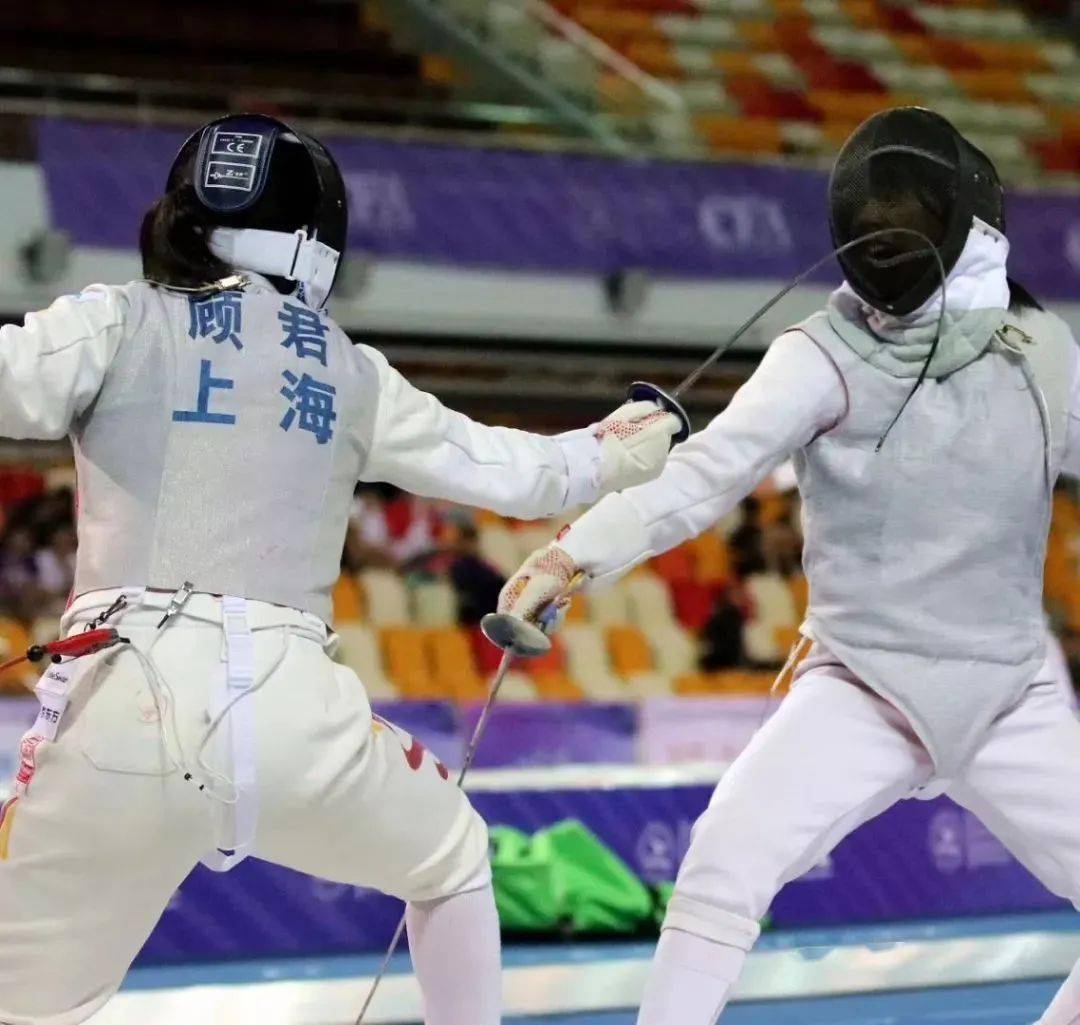 爱游戏电竞-法国击剑队员表现抢眼，斩获多枚金牌！的简单介绍
