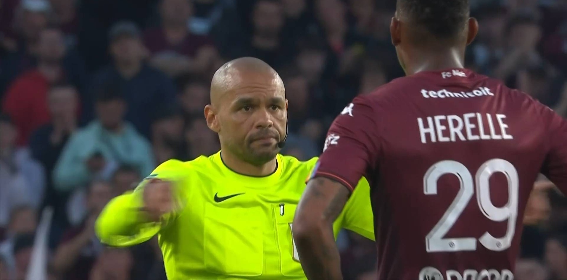 爱游戏网站-包含法甲联赛激烈角逐，梅斯被挤下榜首的词条