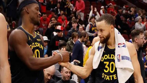 爱游戏登录入口-勇士大胜雄鹿，库里全场独得27分的简单介绍