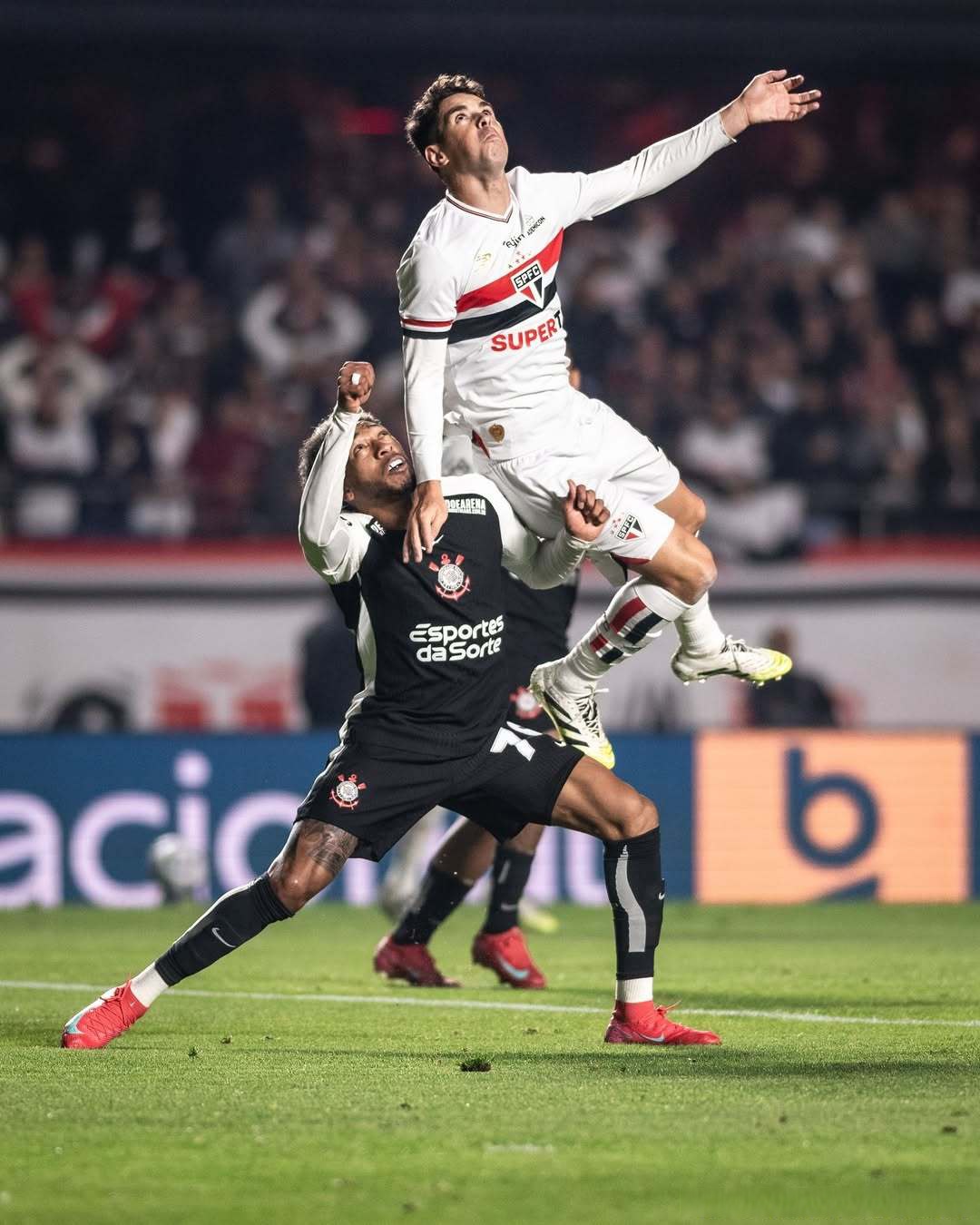 爱游戏官网登录网址-世界级前锋伤愈复出，备战欧冠决赛的简单介绍