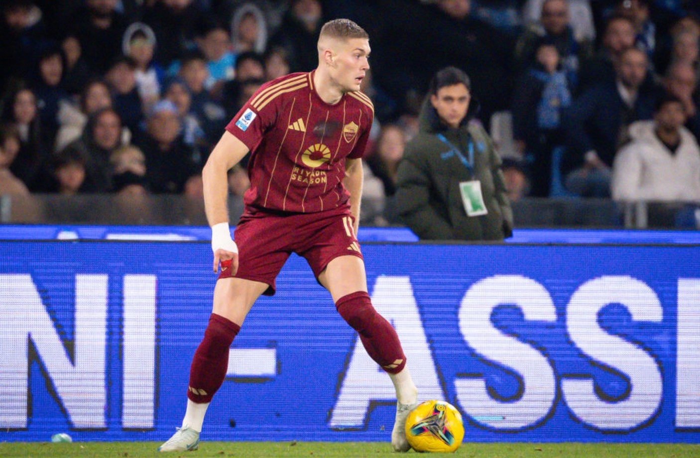 爱游戏教练-关于罗马客场战平克罗托内,难堪失分的信息