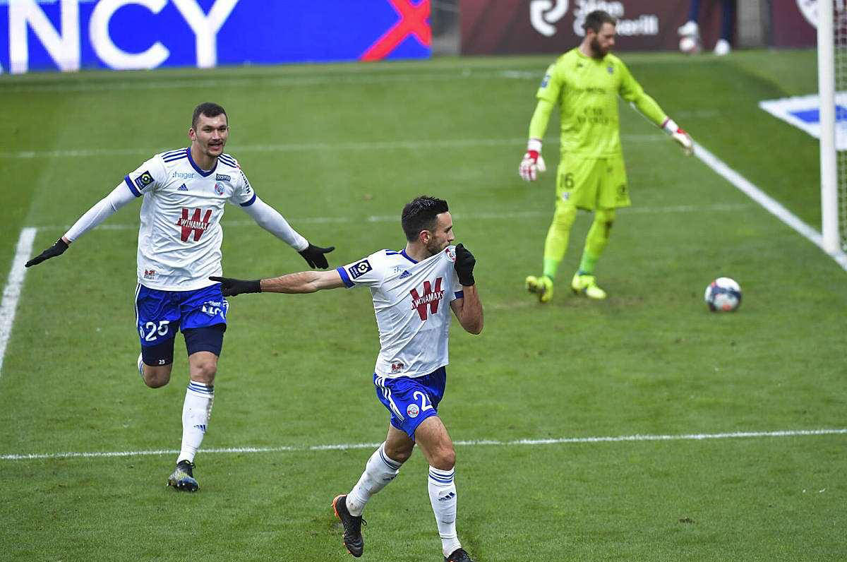 爱游戏网站入口-关于巴黎圣日耳曼兵败,法甲冠军悬疑的信息