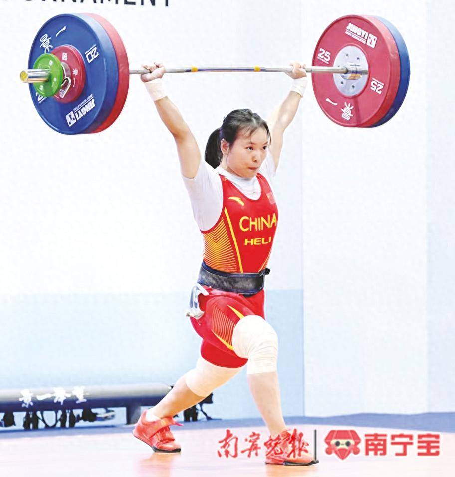 爱游戏平台-关于举重选手创造新纪录，引领比赛风向的信息