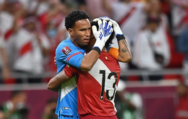 爱游戏中国官网-埃及游泳选手创造奇迹，夺冠