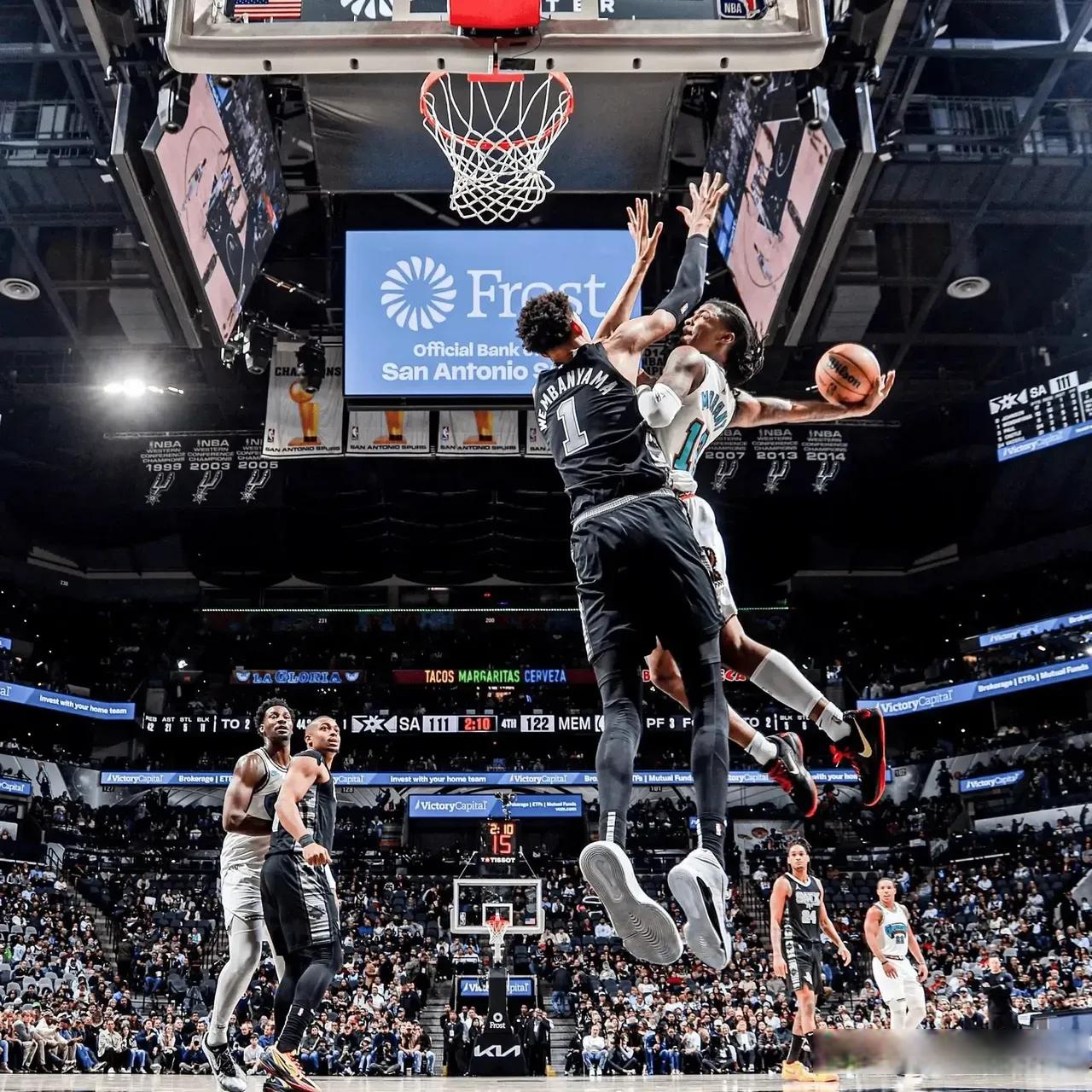 爱游戏课程-精彩对抗领略球技之美的简单介绍