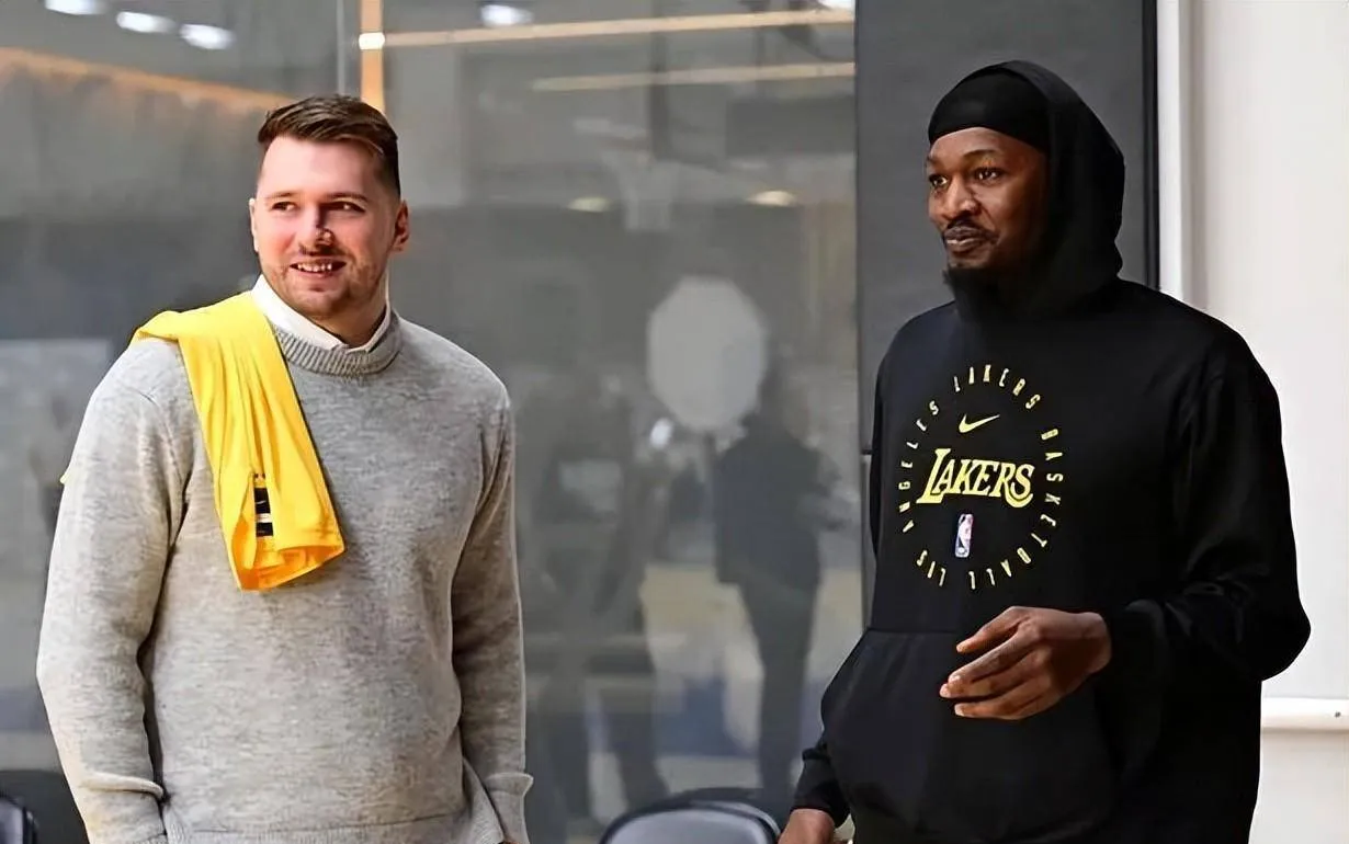 爱游戏网址-包含尼克斯球员丹尼斯史密斯传出交易传闻的词条